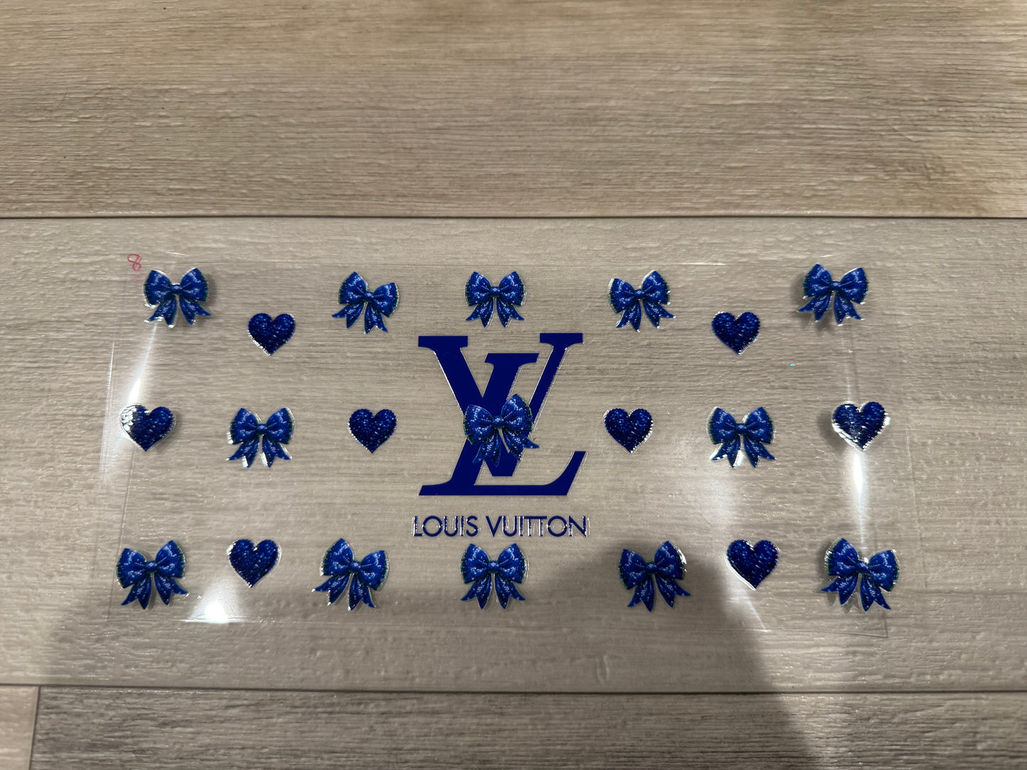 Louis Vuitton 8